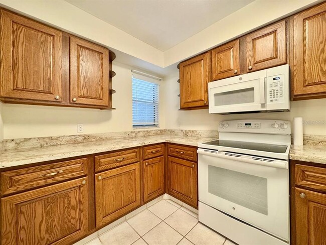 Building Photo - 5537 Sea Forest Dr