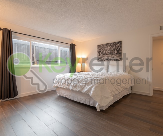 Building Photo - 5964 Moss Creek Cir