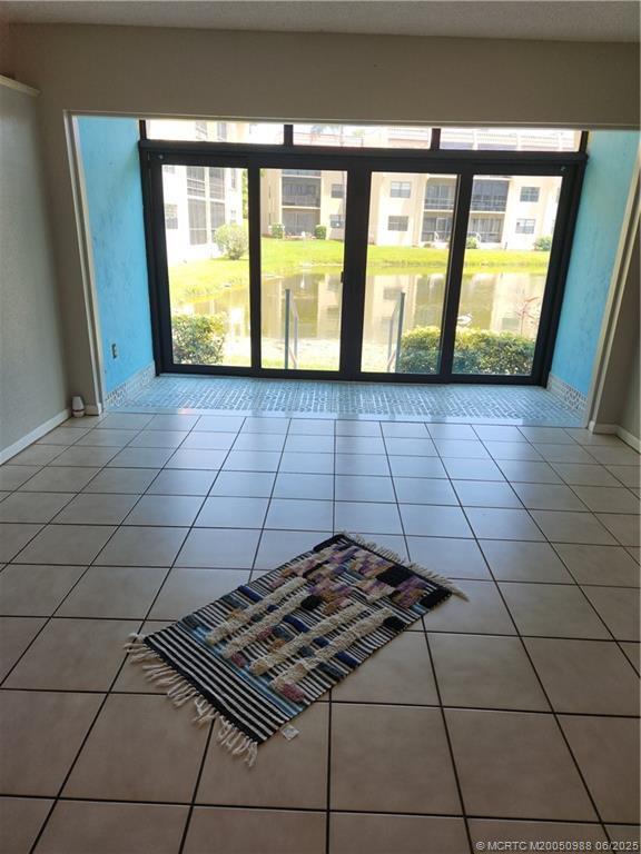 Building Photo - 2050 Oleander Blvd