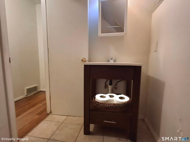 Building Photo - 1115 Norman St