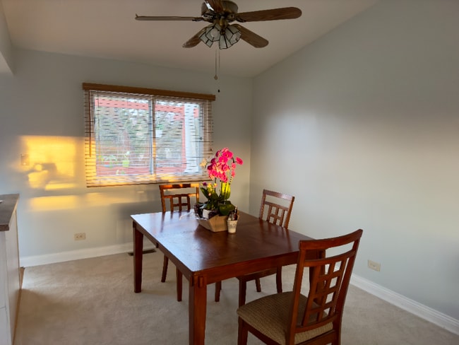 Building Photo - 111 White Oak Dr