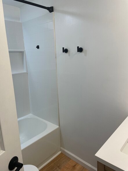 Bathroom - 222 N Main St