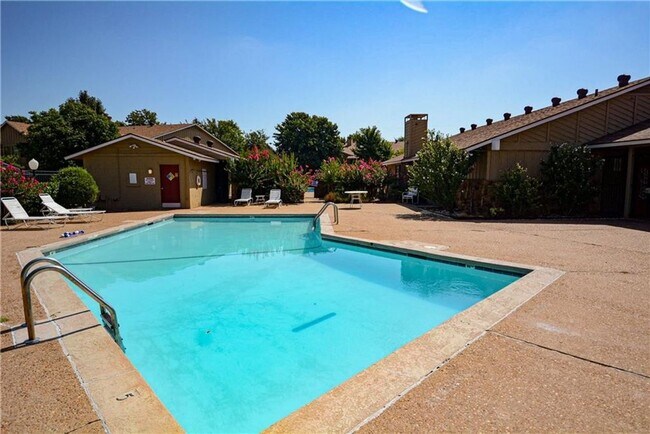 Building Photo - Corporate Furnished Two-Bedroom Condo - Utilities and Wi-Fi, From $1,825 monthly, Minimum of 3 mo...