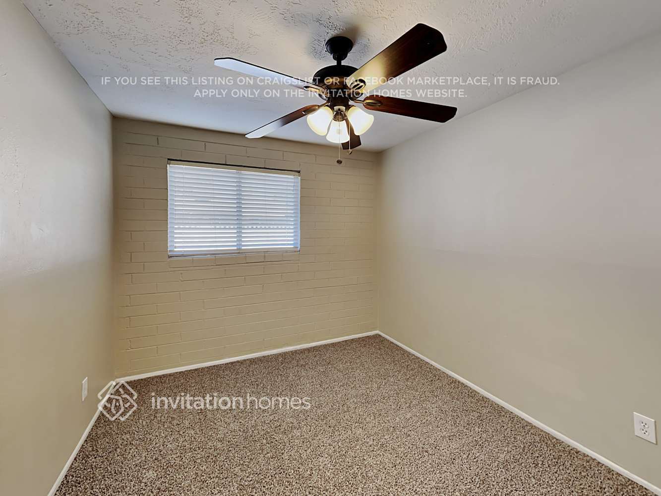 Building Photo - 5849 N 62nd Dr