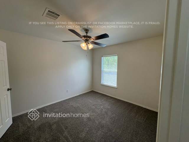 Building Photo - 1415 McGee Lake Ct