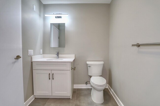 Building Photo - 475 Communipaw Ave