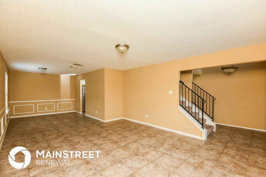 Building Photo - 634 Lemon Dr