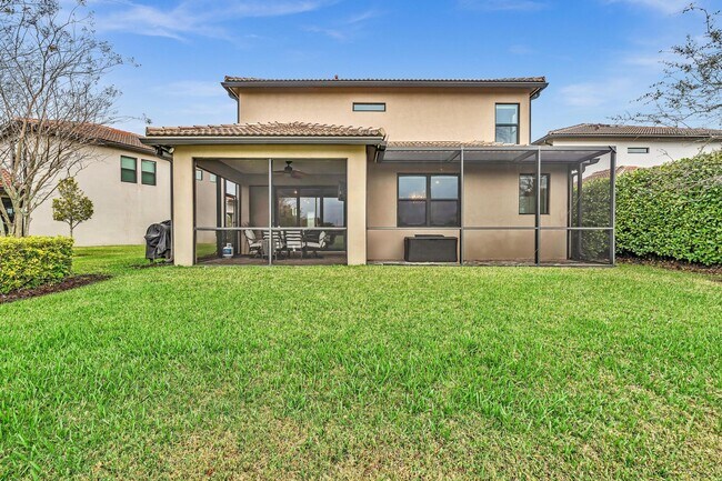 Building Photo - 7921 NW 82nd Ct