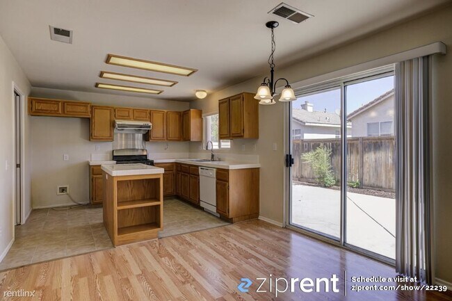 Building Photo - 4 br, 2.5 bath House - 1025 Viewpointe Ln,...