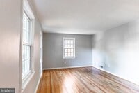 Building Photo - 2759 W George Mason Rd