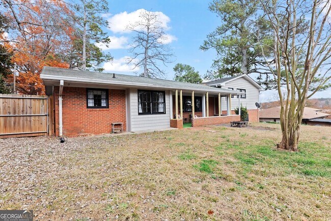 Building Photo - 3727 Calmer Cir