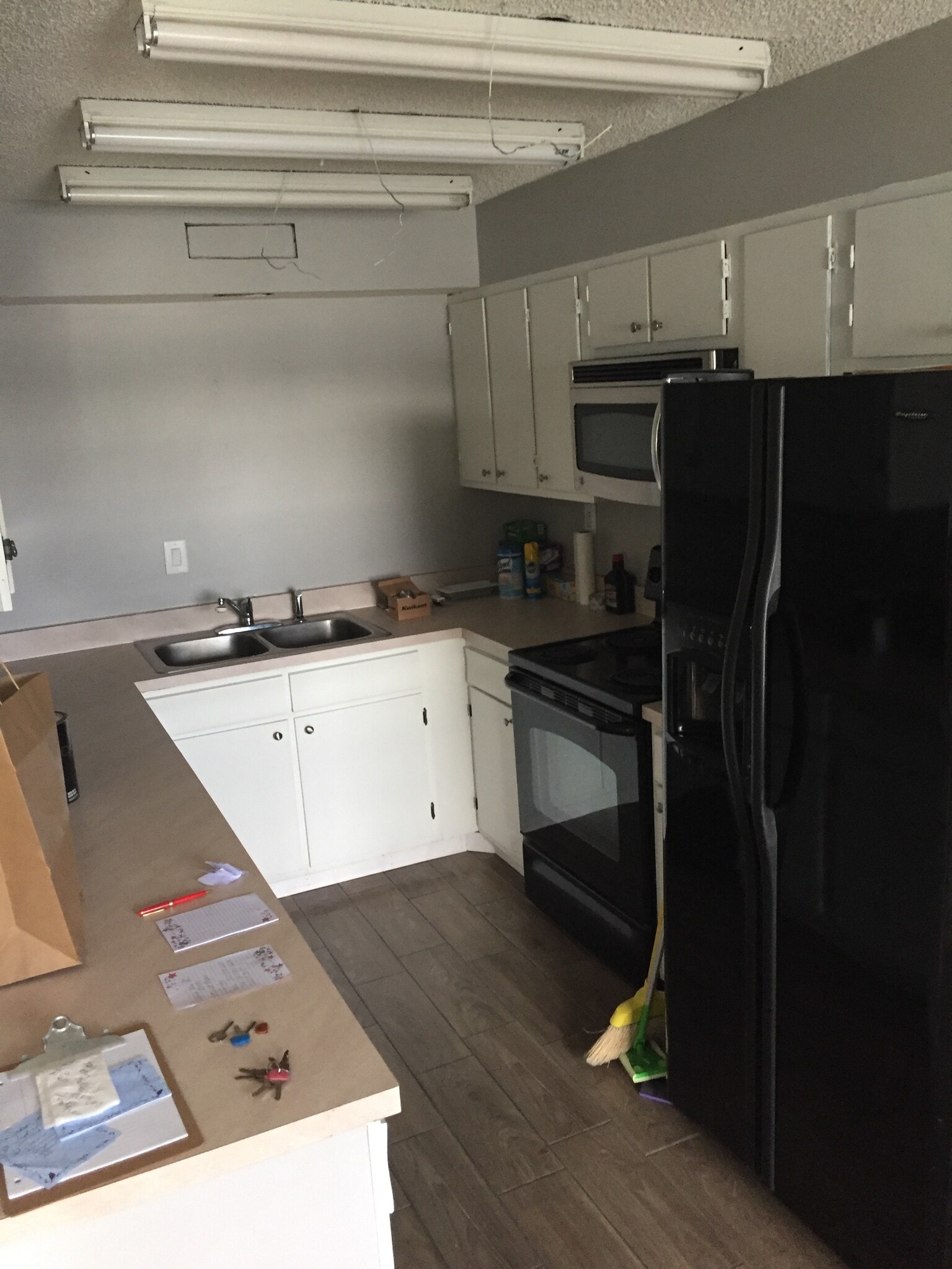 Building Photo - 2885 S Osceola Ave