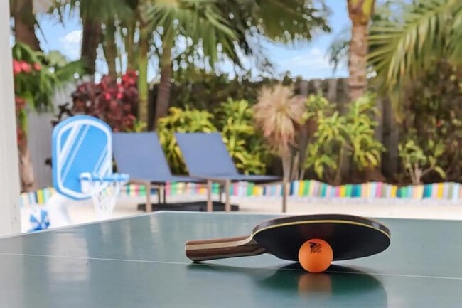 Building Photo - 608 Malabar Ave