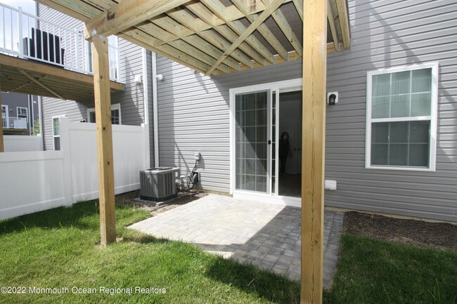 Building Photo - 1206 Arose Ln