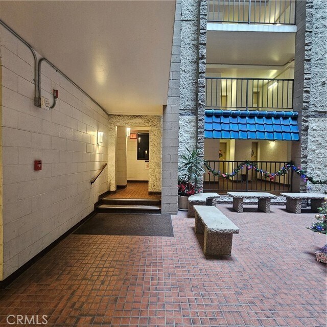 Building Photo - 1750 E Ocean Blvd