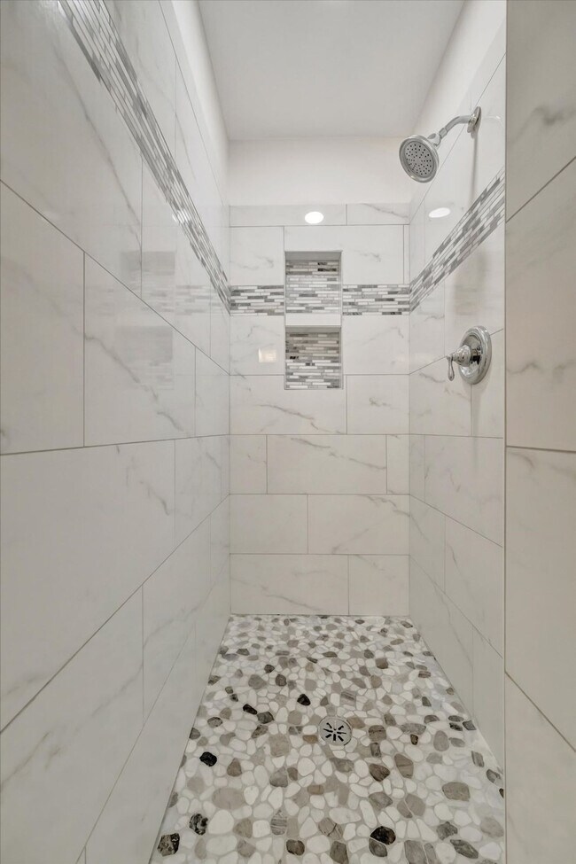 Building Photo - 10 Gulf Blvd