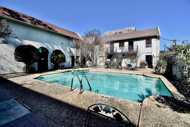 Building Photo - 4810 McKinney Ave