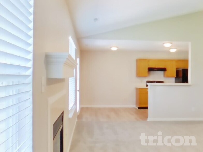 Building Photo - 774 Appaloosa Dr