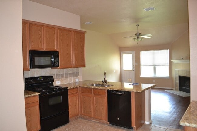 Building Photo - 1520 Carrigan Ln