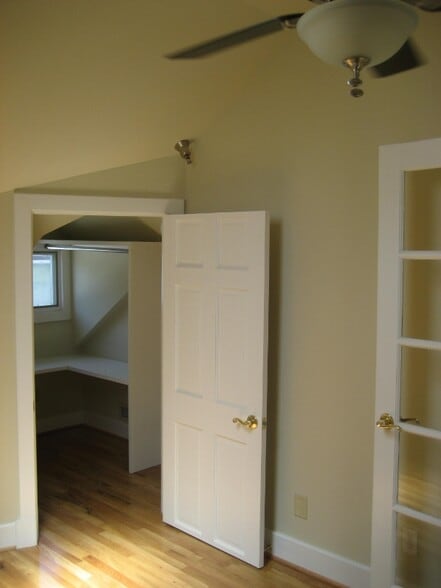 Building Photo - 331 22nd Ave N