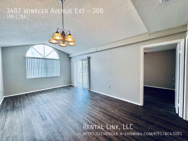 Building Photo - 3407 Winkler Ave Ext