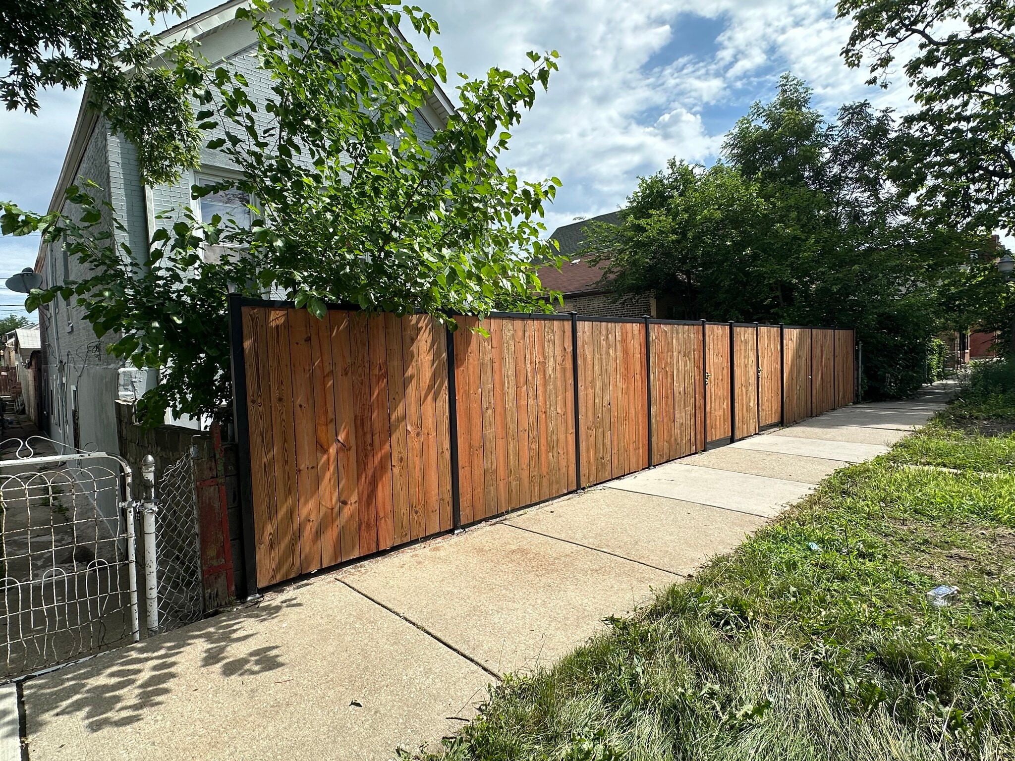 Building Photo - 2712 W 25th St