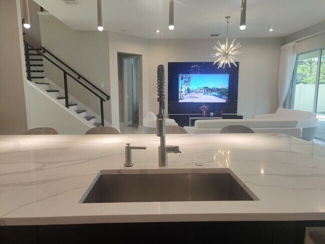 Building Photo - Beautiful home in Estates at Parkside