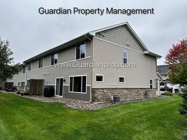 Building Photo - Lakeville Corner Unit, Walk out Patio, 2 Car Garage, W/D on Upper Level, 2.5 Baths