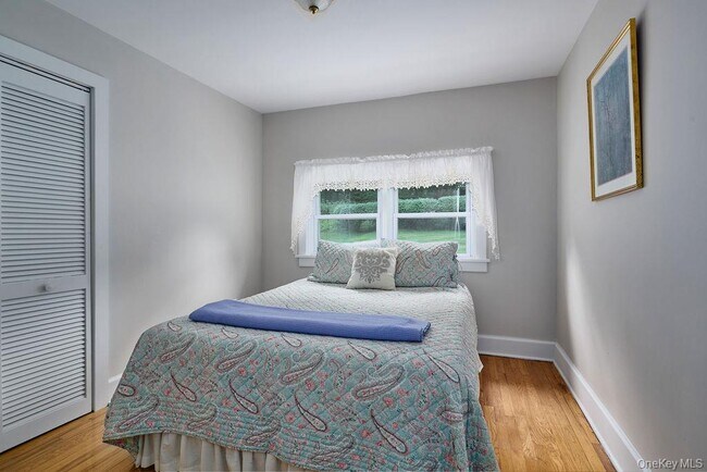 Building Photo - 116 Schoolhouse Ln