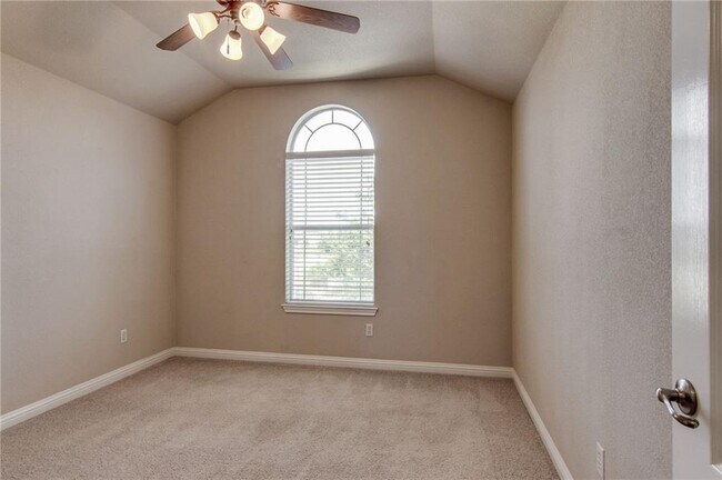 Building Photo - 703 Wood Mesa Ct