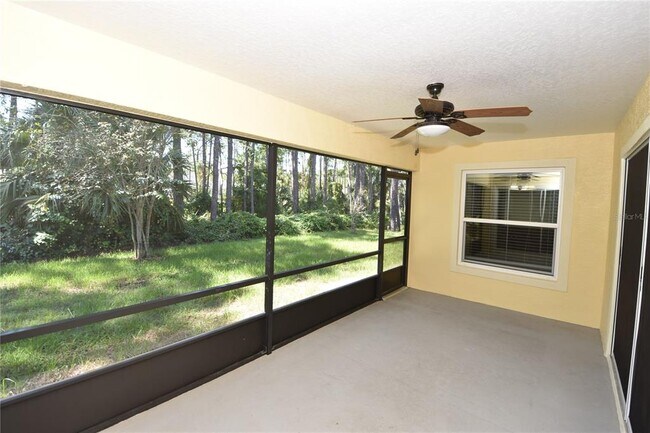 Building Photo - 56 Pin Oak Dr