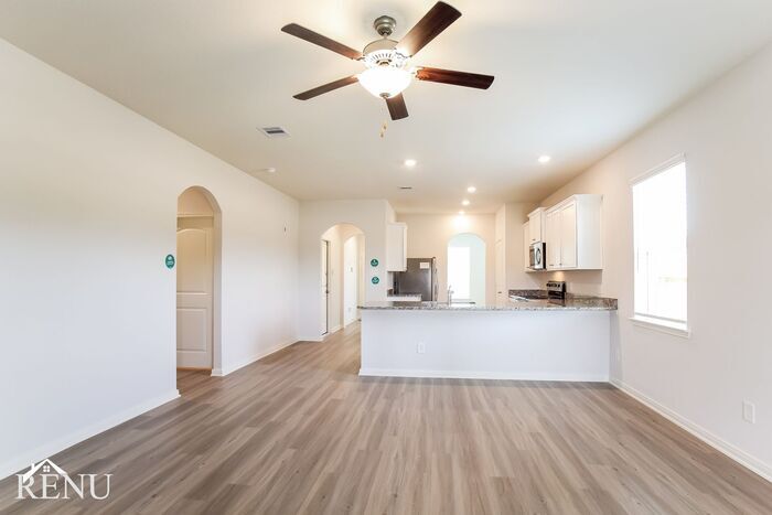 Building Photo - 10455 Red Cardinal Dr