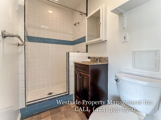 Building Photo - 130 W Channel Rd