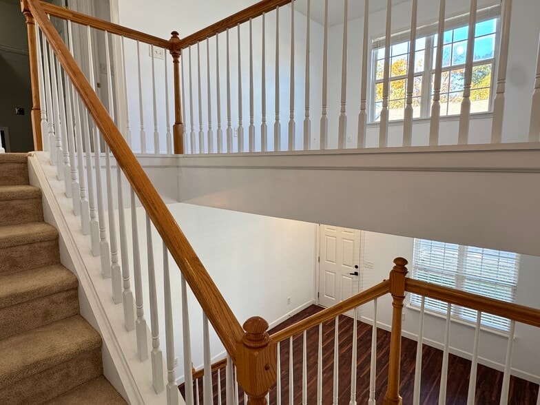 Building Photo - 10560 Bunclody Dr