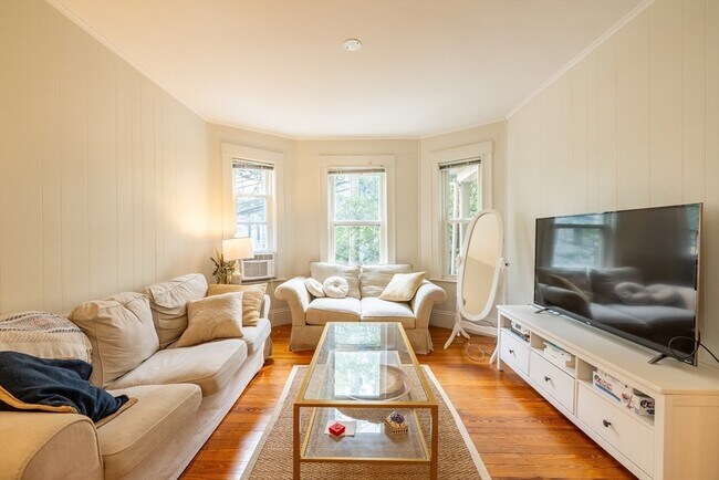 Building Photo - 65 Allston St