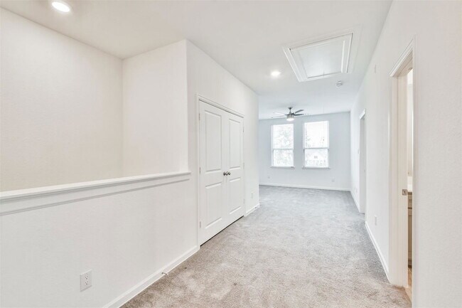 Building Photo - 582 Dry Fork Ln