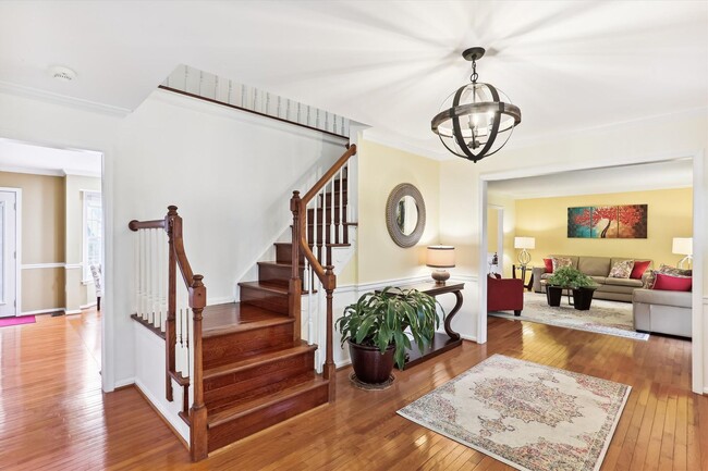 Building Photo - 15237 Jones Ln