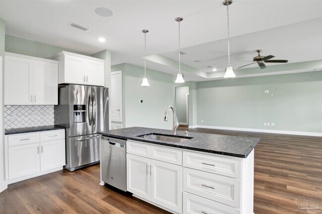 Building Photo - 1307 Little Duck Cir