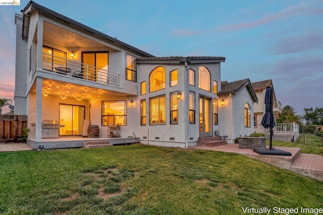 Building Photo - 5640 Edgeview Dr