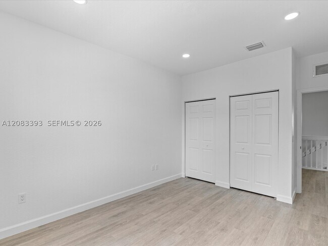 Building Photo - 11628 NW 87th Ln