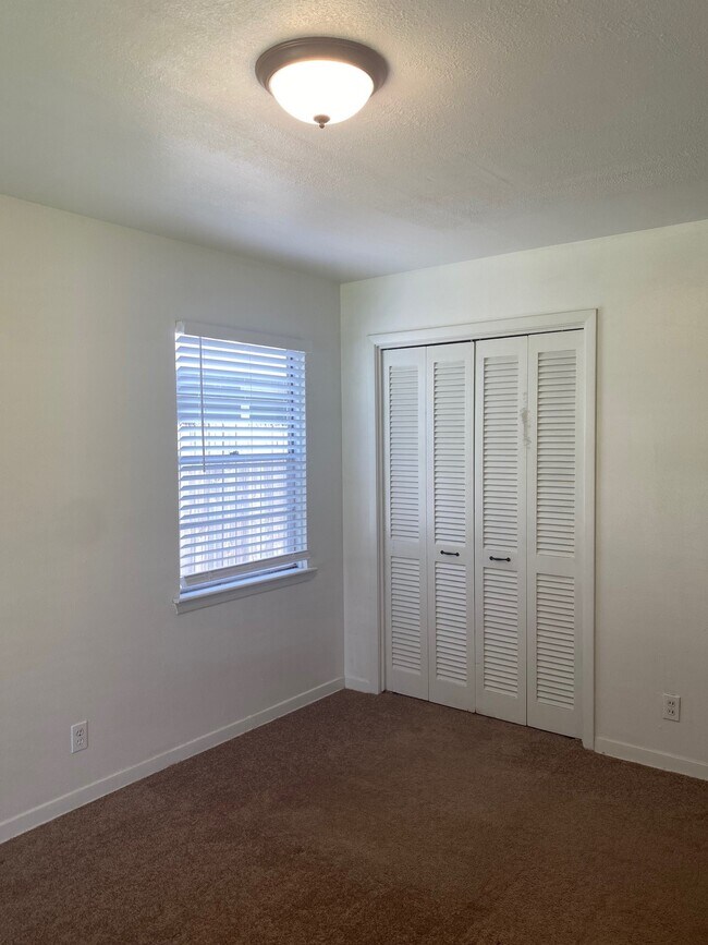 Building Photo - 7143 Triola Ln