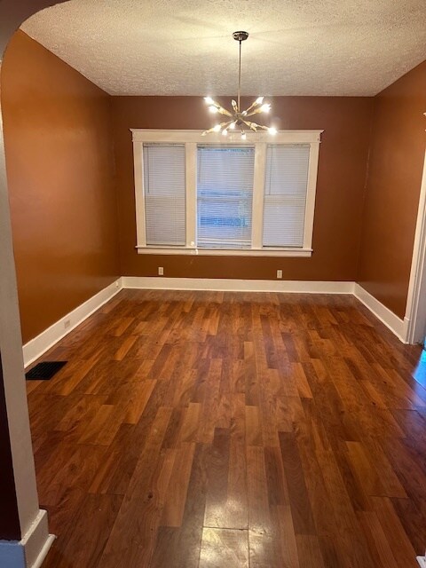 Dining Room - 801 S 31st St