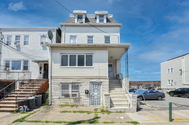 Building Photo - 3709 John F. Kennedy Blvd