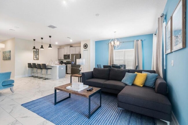 Building Photo - 8945 Stinger Dr