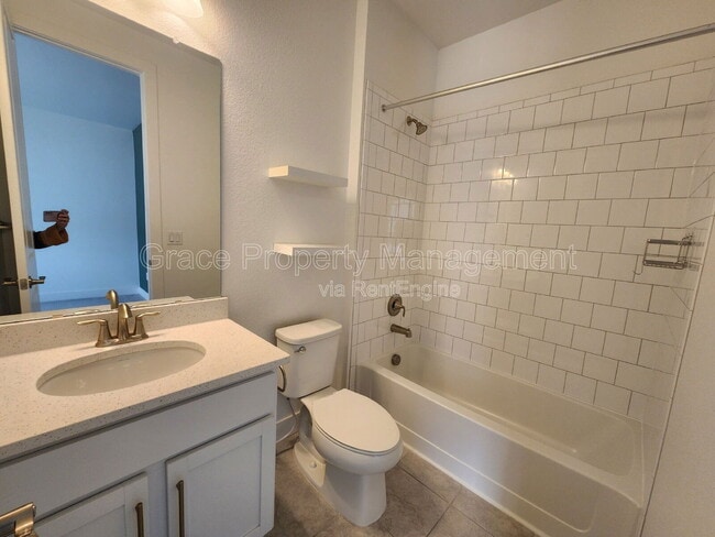 Building Photo - 12930 Galapago St