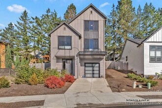 Building Photo - 15387 SE Hawthorne Mdws St