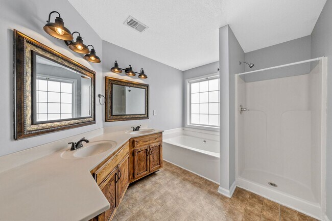 Building Photo - 3851 Man O War Blvd