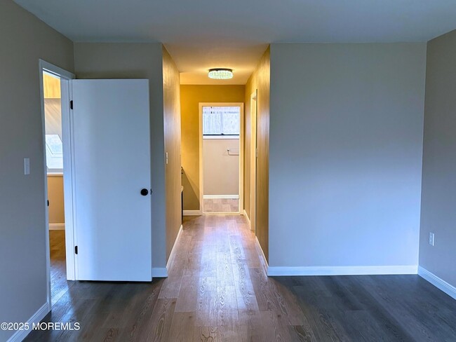 Building Photo - 61 Lenape Trail