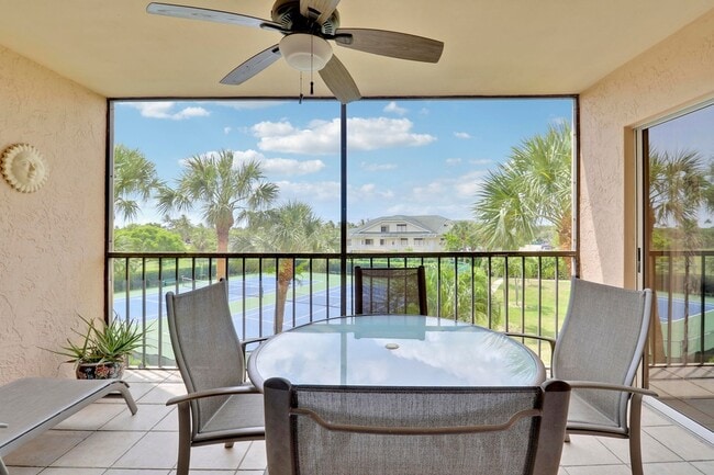 Building Photo - 275 Palm Ave