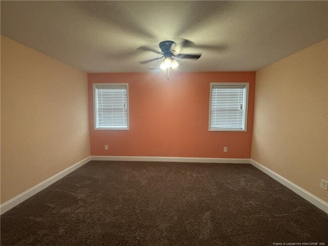 Building Photo - 232 Old Montague Way